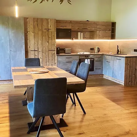 Διαμέρισμα Deluxe Gries Nina